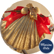 8387 - Festive Decor - Golden Scallop